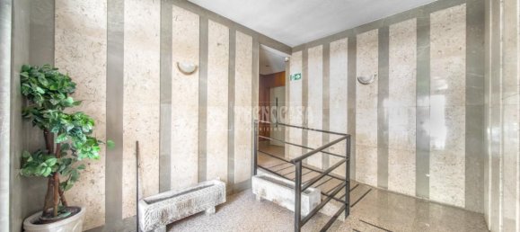 3 bedrooms Apartment in Madrid, Spain No. 175572 5