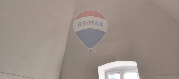 Дом с 6 комнатами в Монополи, Италия № 138237 9