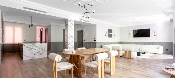 4 bedrooms Apartment in Madrid, Spain No. 82350 8