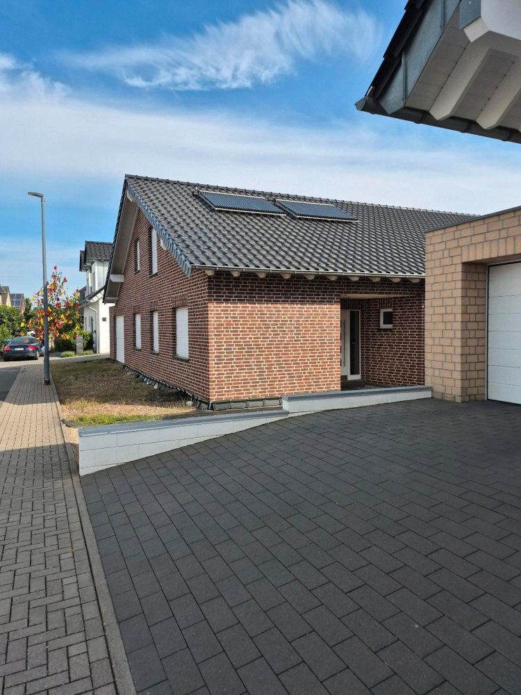 1 Schlafzimmer Haus in Düren, Germany, Nr. 322182