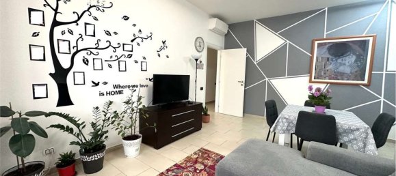 3 rooms Apartment in Seveso, Italy No. 211641 3