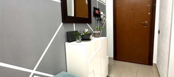 3 rooms Apartment in Seveso, Italy No. 211641 4