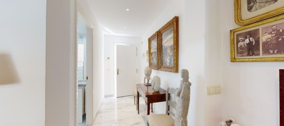 3 bedrooms Apartment in Marbella, Spain No. 167829 17