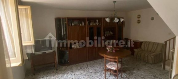 1 bedroom Apartment in Catignano, Italy No. 250814 5