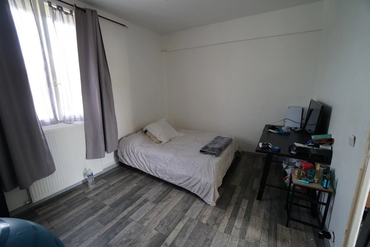 4 bedrooms House in Drancy, France No. 181536