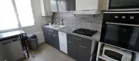 4 bedrooms House in Drancy, France No. 181536 6