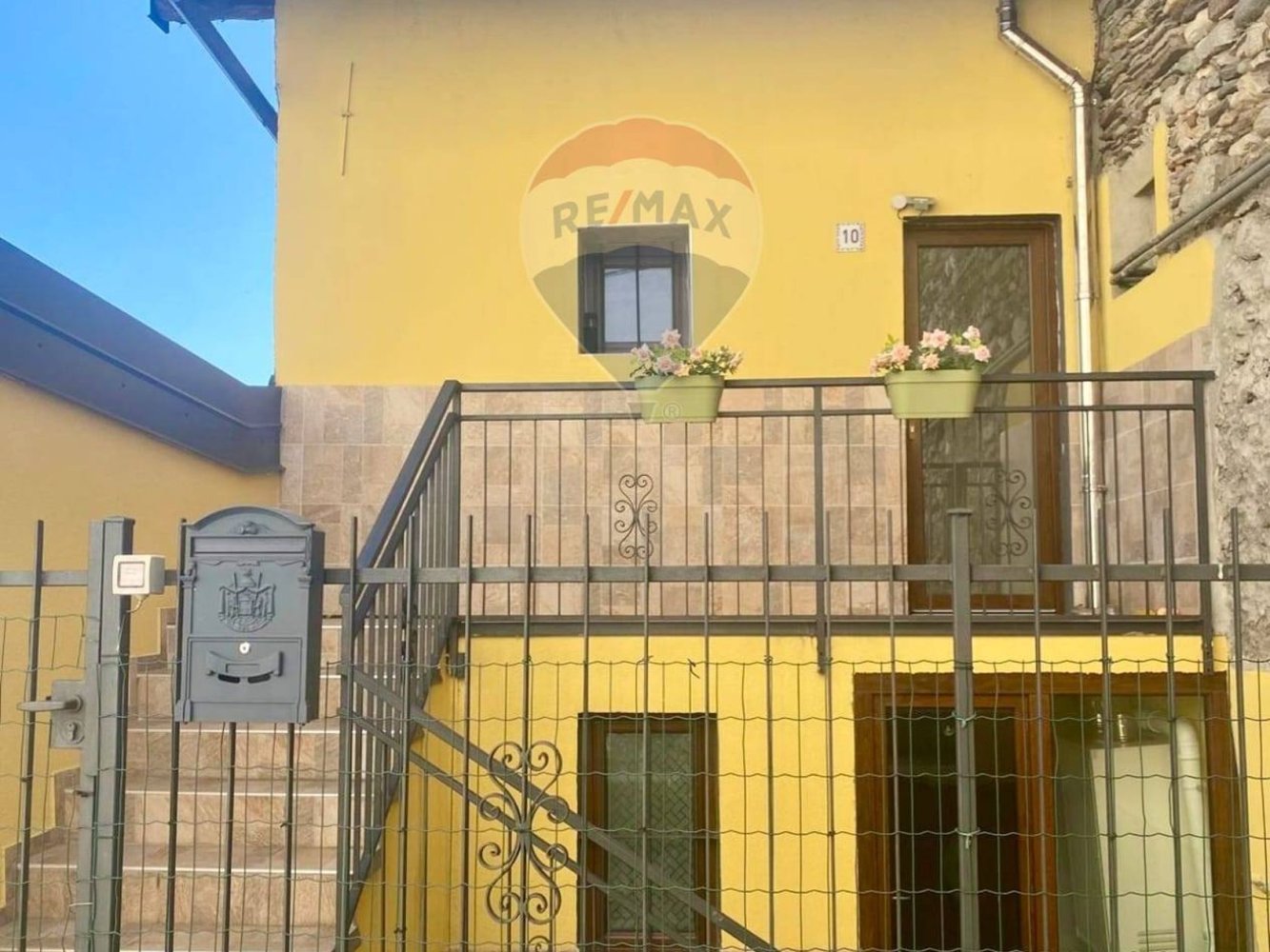 2 bedrooms Apartment in Mesenzana, Italy No. 288472