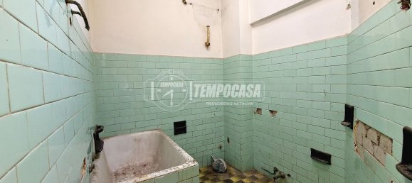 2-salle Appartement à Salsomaggiore Terme, Italy No. 268697 6