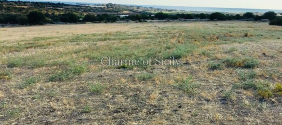 10000m² Land in Modica, Italy No. 138484 12