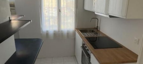 Apartamento de 1 dormitorio en Enghien-les-Bains, France No. 182971 2
