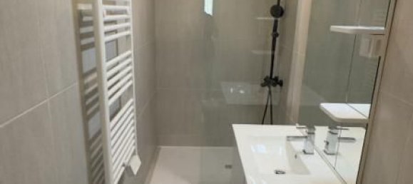 Apartamento de 1 dormitorio en Enghien-les-Bains, France No. 182971 5