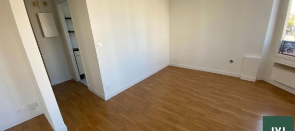 Apartamento de 1 dormitorio en Enghien-les-Bains, France No. 182971 9