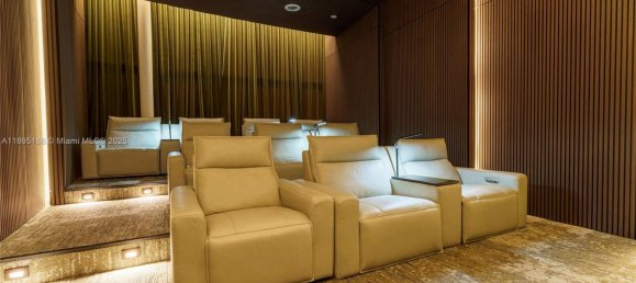 4 dormitorios propiedad comercial en venta en Miami, Miami-Dade, Florida, USA № 615926 10