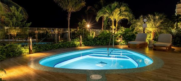 4 dormitorios propiedad comercial en venta en Miami, Miami-Dade, Florida, USA № 615926 13