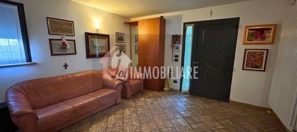 Villa de 4 dormitorios en Rivarolo Mantovano, Italy No. 273565 10