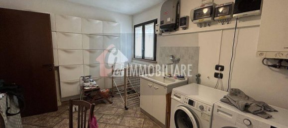 Villa de 4 dormitorios en Rivarolo Mantovano, Italy No. 273565 23