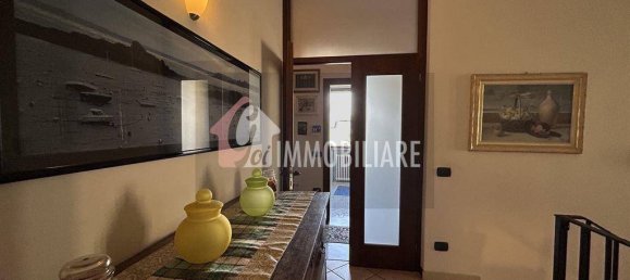 Villa de 4 dormitorios en Rivarolo Mantovano, Italy No. 273565 28