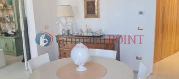 Apartamento de 8 habitaciónes en Lecce, Italy No. 57679 11