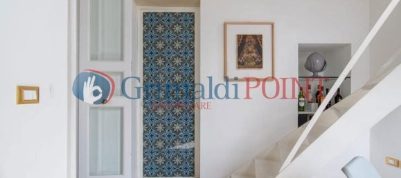 Apartamento de 8 habitaciónes en Lecce, Italy No. 57679 12