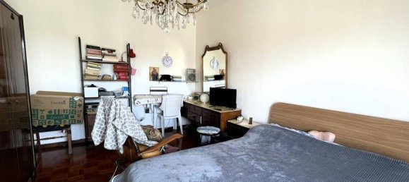 Apartamento de 4 divisões em Moncalieri, Italy N.º 40246 4