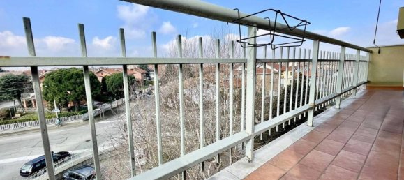 Apartamento de 4 divisões em Moncalieri, Italy N.º 40246 2