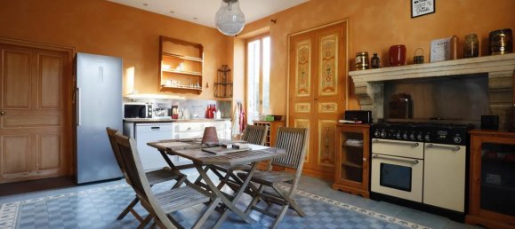 10 bedrooms House in Noyant-d'Allier, France No. 196532 16