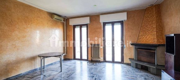 3 chambres Appartement à Bottanuco, Italy No. 9643 10