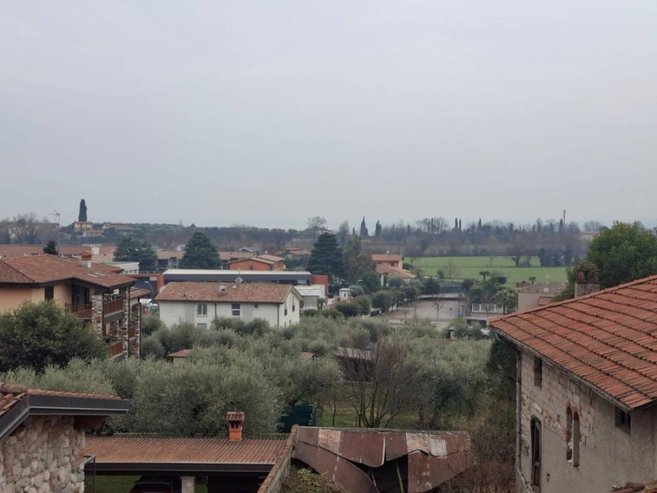 Apartamento de 3 habitaciónes en Manerba del Garda, Italy No. 40370