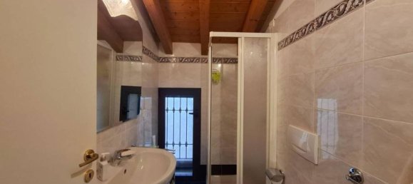 Apartamento de 3 habitaciónes en Manerba del Garda, Italy No. 40370 9