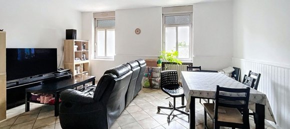 Apartamento de 2 dormitorios en Saint-Andre-de-Corcy, France No. 341128 3
