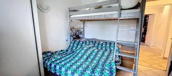 Apartamento de 2 dormitorios en Saint-Andre-de-Corcy, France No. 341128 8