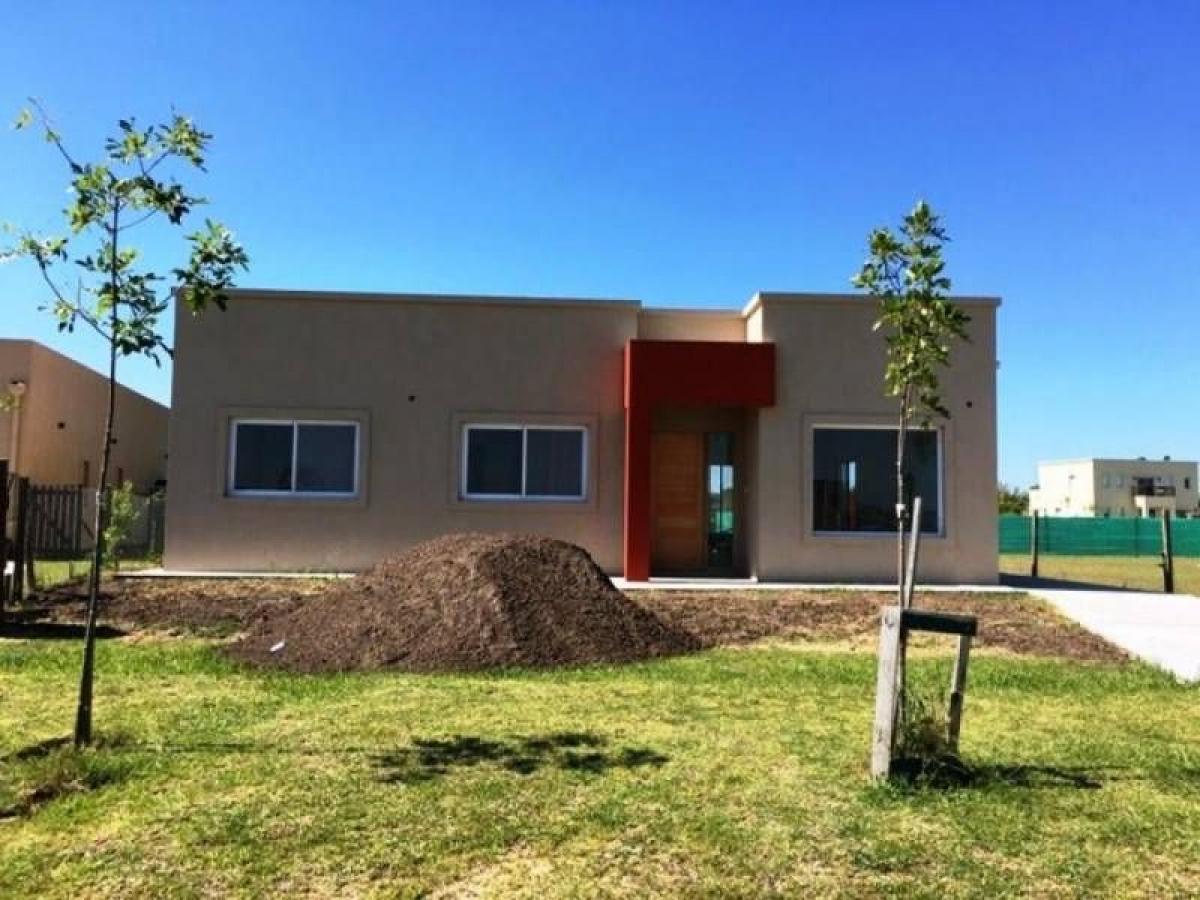 3 bedrooms House in Pilar, Argentina No. 2250