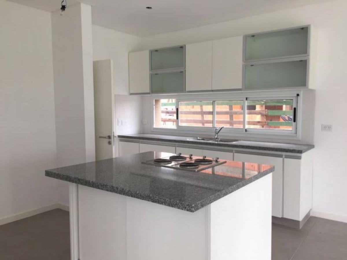 4 bedrooms House in Tigre, Argentina No. 1318