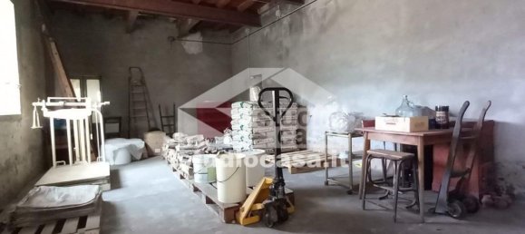 Casa de 9 divisões em Dovera, Italy N.º 269484 26