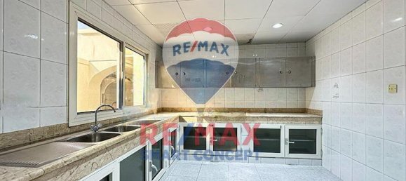 4 chambres Villa à Airport Road, UAE No. 38866 11