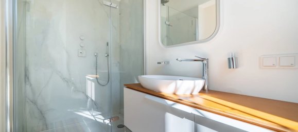 6 chambres Villa à Antibes, France No. 1740 11