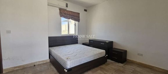 Ático de 3 dormitorios en Swatar, Malta No. 3004 5