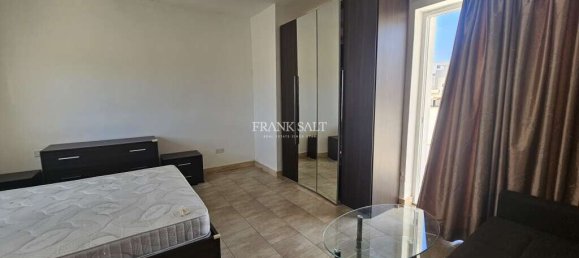 Ático de 3 dormitorios en Swatar, Malta No. 3004 15