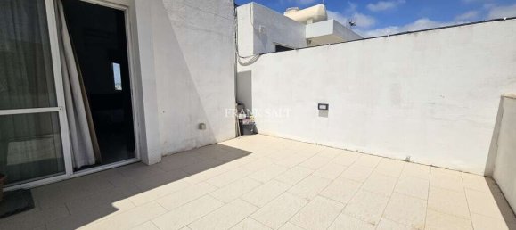 Ático de 3 dormitorios en Swatar, Malta No. 3004 16