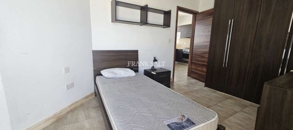 Ático de 3 dormitorios en Swatar, Malta No. 3004 3