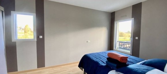 4 bedrooms Villa in Saint-Uniac, France No. 273212 9