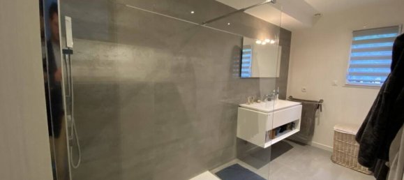 4 bedrooms Villa in Saint-Uniac, France No. 273212 7