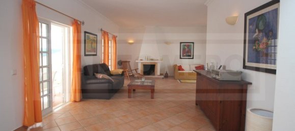 3 bedrooms Villa in Albufeira, Portugal No. 142676 9