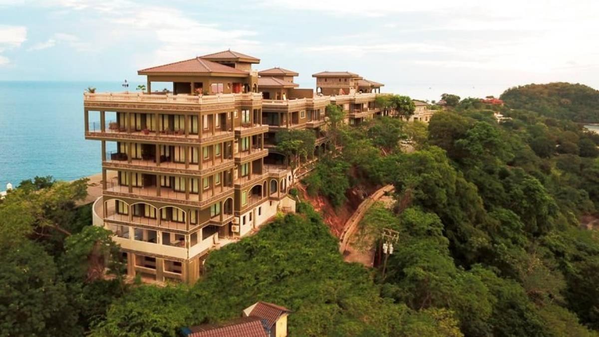 3 bedrooms Condo in Santa Cruz, Costa Rica No. 1199