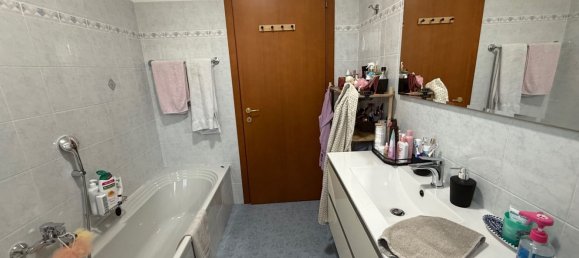 3 rooms Apartment in Oppeano, Italy No. 197199 29