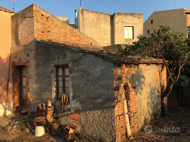 4 rooms Villa in Milazzo, Italy No. 273575