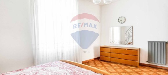 Apartamento de 3 habitaciónes en Carnago, Italy No. 223457 9