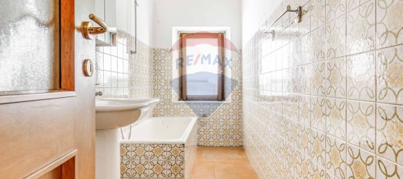 Apartamento de 3 habitaciónes en Carnago, Italy No. 223457 12