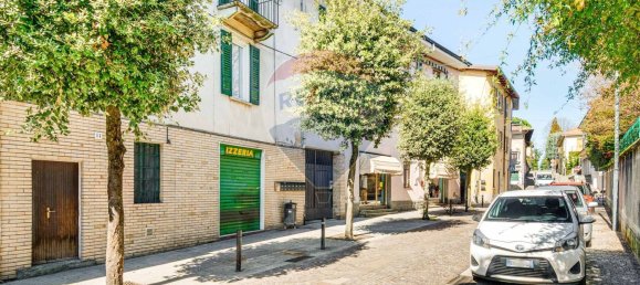 Apartamento de 3 habitaciónes en Carnago, Italy No. 223457 18