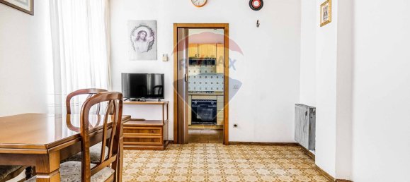 Apartamento de 3 habitaciónes en Carnago, Italy No. 223457 2